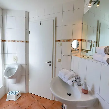 Duenenresidenz Koenigin Augusta - Apt. 17 * بينز